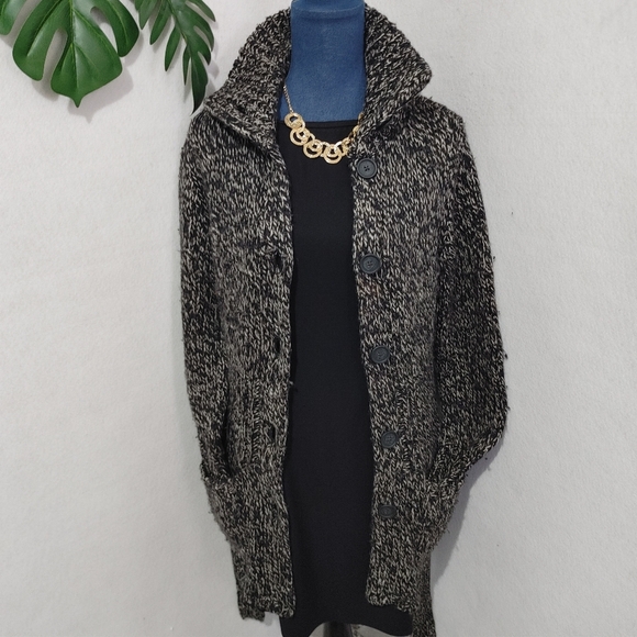GAP Heathered Black Chunky Belted Cardigan Sweater - Picture 1 of 8